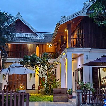 Wisdom Mystery Hotel Luang Prabang Buitenkant foto
