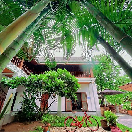 Wisdom Mystery Hotel Luang Prabang Buitenkant foto
