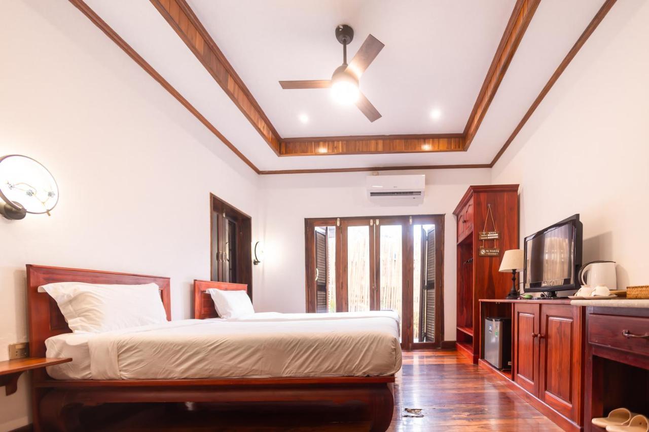 Wisdom Mystery Hotel Luang Prabang Buitenkant foto