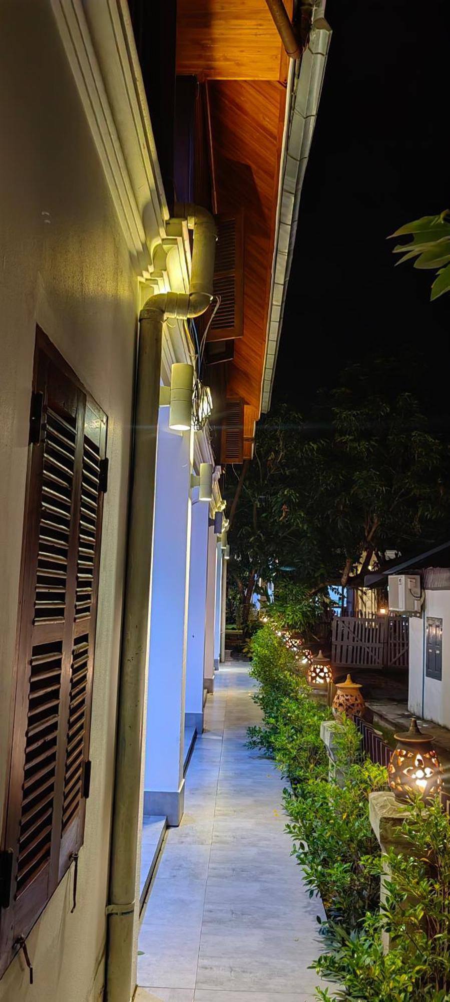 Wisdom Mystery Hotel Luang Prabang Buitenkant foto