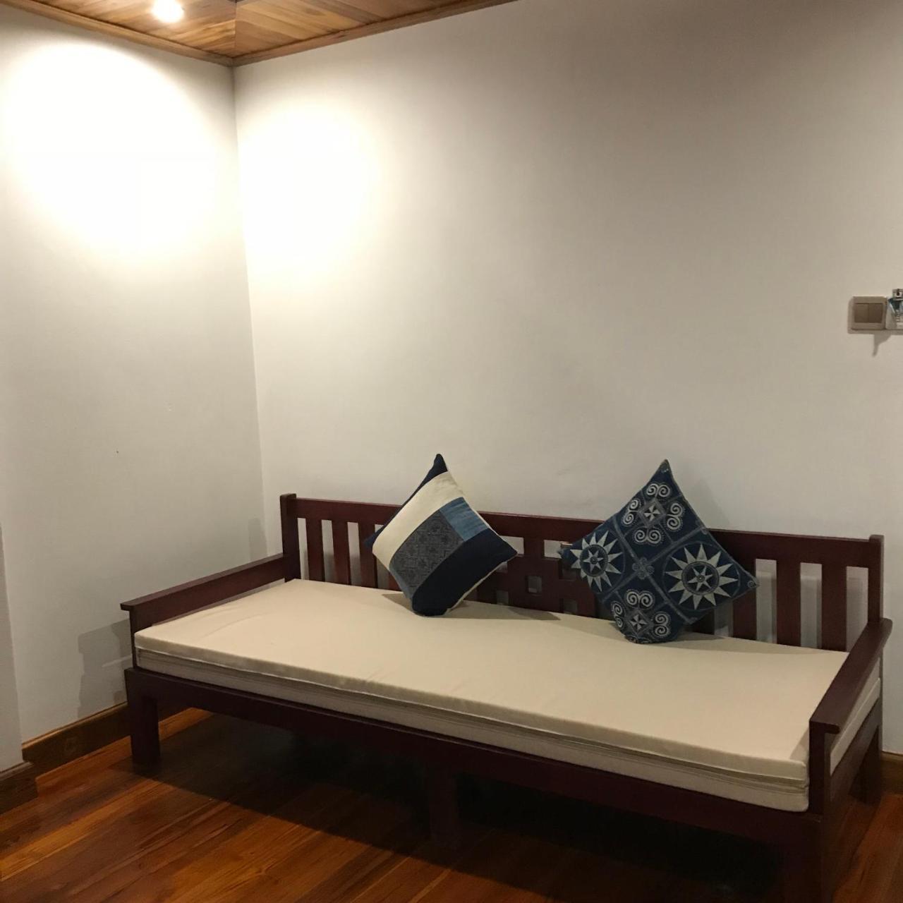 Wisdom Mystery Hotel Luang Prabang Buitenkant foto