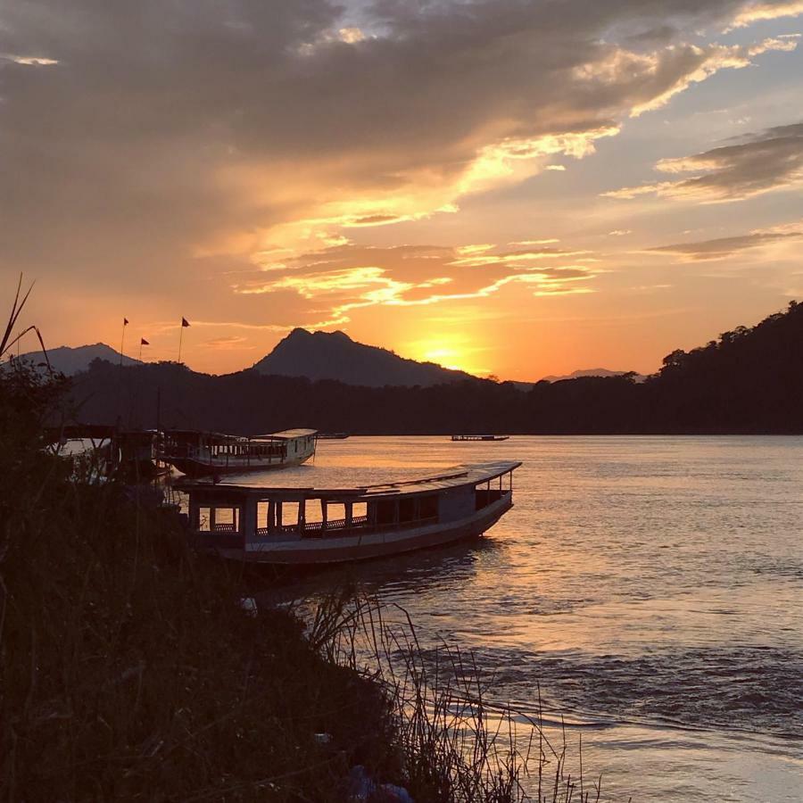 Wisdom Mystery Hotel Luang Prabang Buitenkant foto